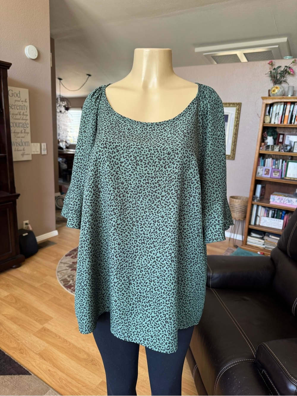 Emery Rose green leopard print short ruffled sleeves blouse-size 1X